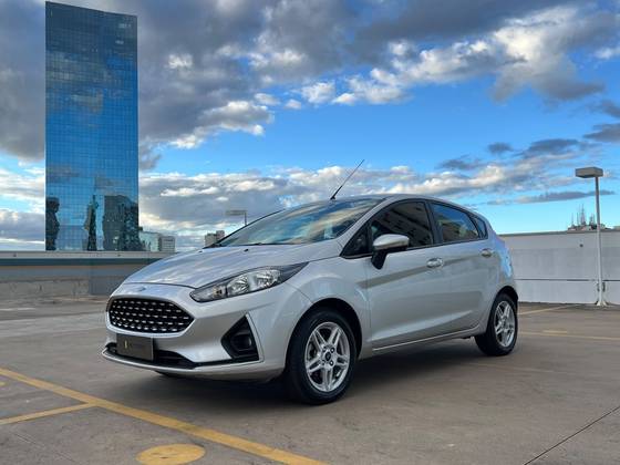 FORD FIESTA 1.6 TI-VCT FLEX SEL POWERSHIFT